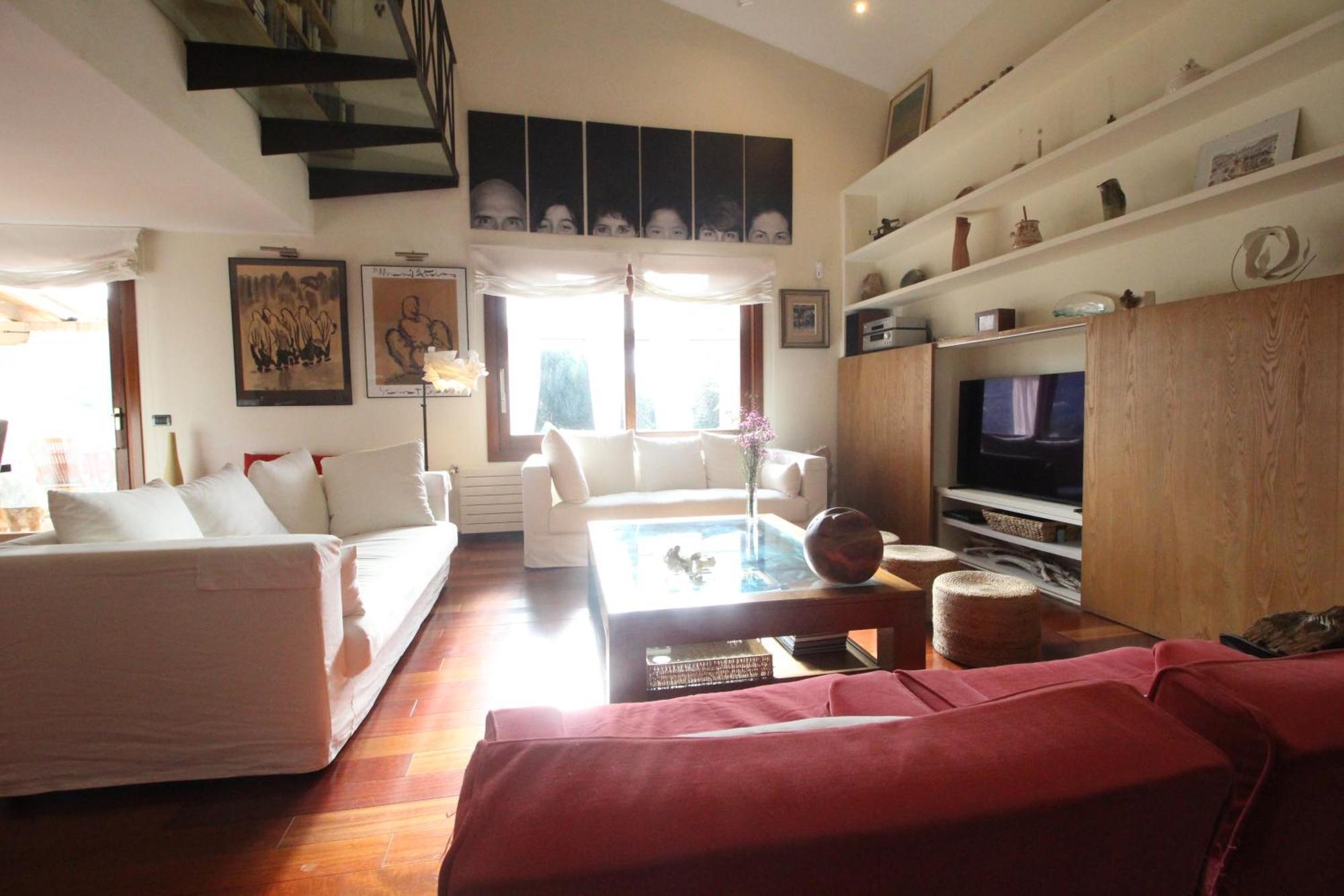 Aires Del Tomir Villa